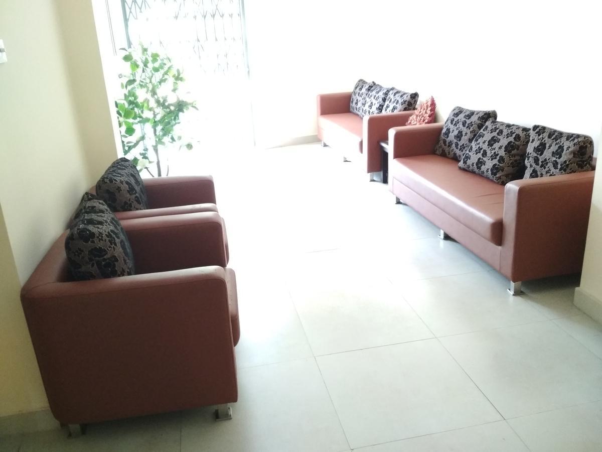 Hotel Rukmini Alwaye Kültér fotó